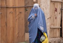 Darkov komšija oženio muslimanku zamotanu od glave do pete: Nikad je nismo ni vidjeli a onda sam kroz prozor vidio prizor i ostao u Š0KU…