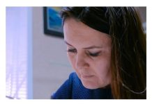 Vratila sam se ranije kući i zatekla muža s mojom majkom u krevetu: Evo šta se dogodilo poslije!