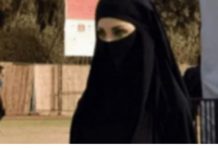 Na glavi burka, a dole bruka i sramota: Ova djevojka je postala hit, dobro pogledajte donji dio slike! (FOTO)