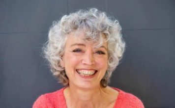 Zaljubile ste se? Evo najveće greške koju žene prave nakon 50. u ljubavi!