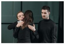 Otac Predrag objasnio koji način izražavanja je pravilniji: Nikad ne bi trebalo da govorimo “Primi moje saučešće” ožalošćenima Otac Predrag objasnio koji način izražavanja je pravilniji: Nikad ne bi trebalo da govorimo “Primi moje saučešće” ožalošćenima - featured image