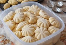 POSNE ŠAPICE – Prhki KOLAČIĆI bez jaja i mleka sa mjerama na ŠOLJICE… POSNE ŠAPICE – Prhki KOLAČIĆI bez jaja i mleka sa mjerama na ŠOLJICE… - featured image