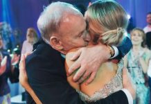 Otac je zbog druge žene napustio majku i mene čim sam se rodila: Odlučila sam da ga ne zovem na svoje venčanje, a onda je stigao poziv koji me je dotukao Otac je zbog druge žene napustio majku i mene čim sam se rodila: Odlučila sam da ga ne zovem na svoje venčanje, a onda je stigao poziv koji me je dotukao - featured image