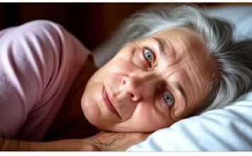 Zašto se stariji ljudi bude u 3 ujutro: Šta to zapravo znači? Zašto se stariji ljudi bude u 3 ujutro: Šta to zapravo znači? - featured image