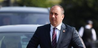 Crnadak ogolio Dodika: Šta je Mile obećao Amerikancima, zbog čega je na RTRS-u emitovan…