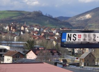 “Mi smo Srbi iz Novog Sada. Seli smo u kafić, u Ključu (BiH). Evo šta je jedan Bošnjak uradio kada nas je video…”