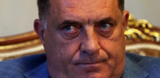 Kraj za Dodika?! Ulizuje se Putinu, slavi Trumpa, ali čini se da ništa više ne pomaže