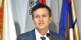 BRANKO BLANUŠA OTKLONIO SVE NEDOUMICE: “Nema dileme da izlazimo na izbore, kandidat sam za predsjednika RS!”