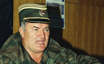 Šta je sve govorio ratni zločinac Ratko Mladić: “Kad god krenem pored Sarajeva, svratim, ubijem nekog uz put”