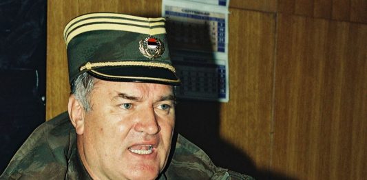 Šta je sve govorio ratni zločinac Ratko Mladić: “Kad god krenem pored Sarajeva, svratim, ubijem nekog uz put”
