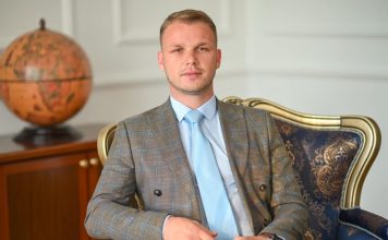 Stanivuković veličao ratnog zločinca Ratka Mladića: “Njegovo djelo i ime nastavit će da žive”