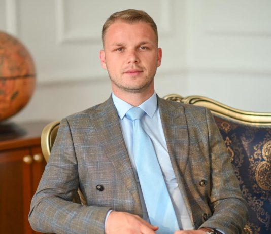 Stanivuković veličao ratnog zločinca Ratka Mladića: “Njegovo djelo i ime nastavit će da žive”