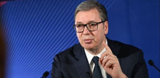 Vučić zabrinut: “Ako se Dunav spusti još 30 centimetara, gotovi smo”